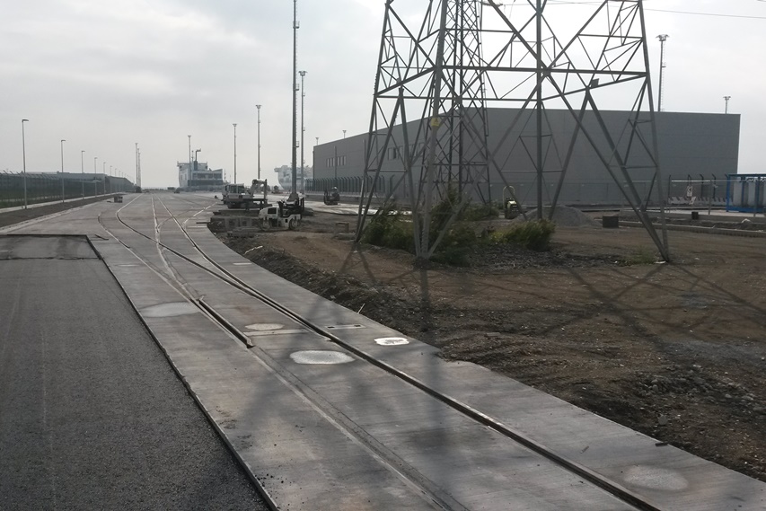 Terminal Fusina 2015.10.03 0070 Mozzoni.jpg