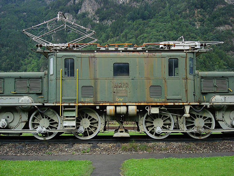 ce-68-ii-denkmal-krokodil-erstfeld-325013.jpg