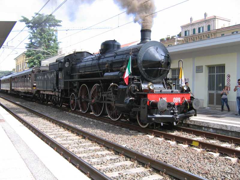 loco 3.jpg